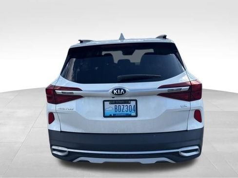 Used 2021 Kia Seltos EX image 5