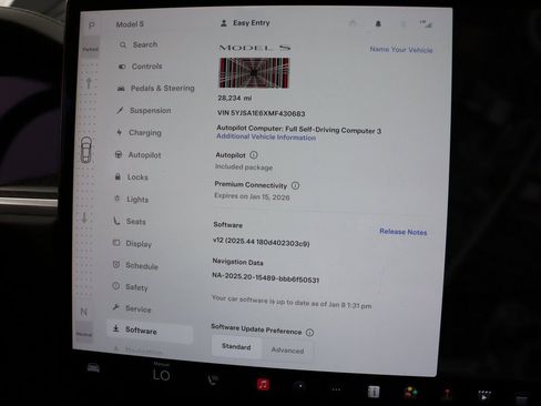 Used 2021 Tesla Model S Plaid image 24