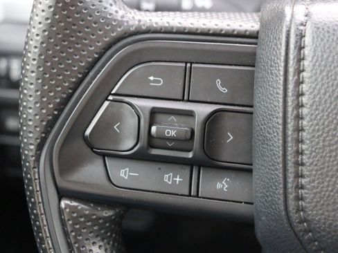 Used 2024 Toyota Tacoma SR5 image 17