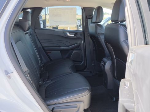 New 2025 Ford Escape SE w/ PHEV Premium Package image 29