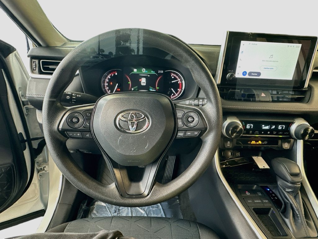 Used 2025 Toyota RAV4 XLE w/ Convenience Package FWD image 11