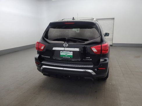 Used 2019 Nissan Pathfinder Platinum image 7