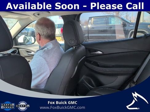 Used 2023 Buick Encore GX Essence w/ Experience Buick Package AWD/4WD image 9