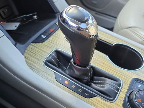 Used 2018 GMC Acadia Denali w/ Technology Package image 28