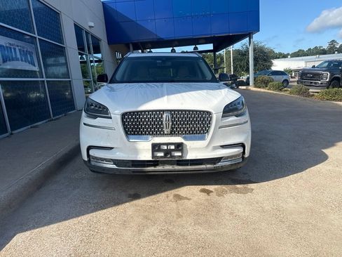 Used 2020 Lincoln Aviator Reserve w/ Equipment Group 201A RWD image 3