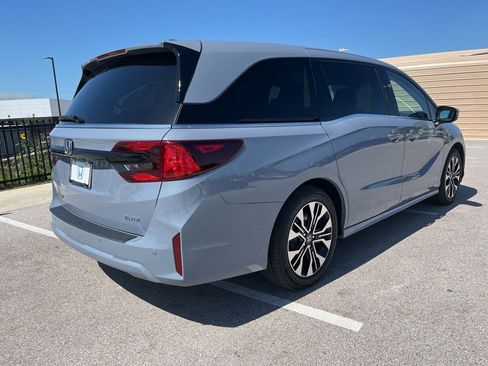 Certified 2026 Honda Odyssey Elite image 4