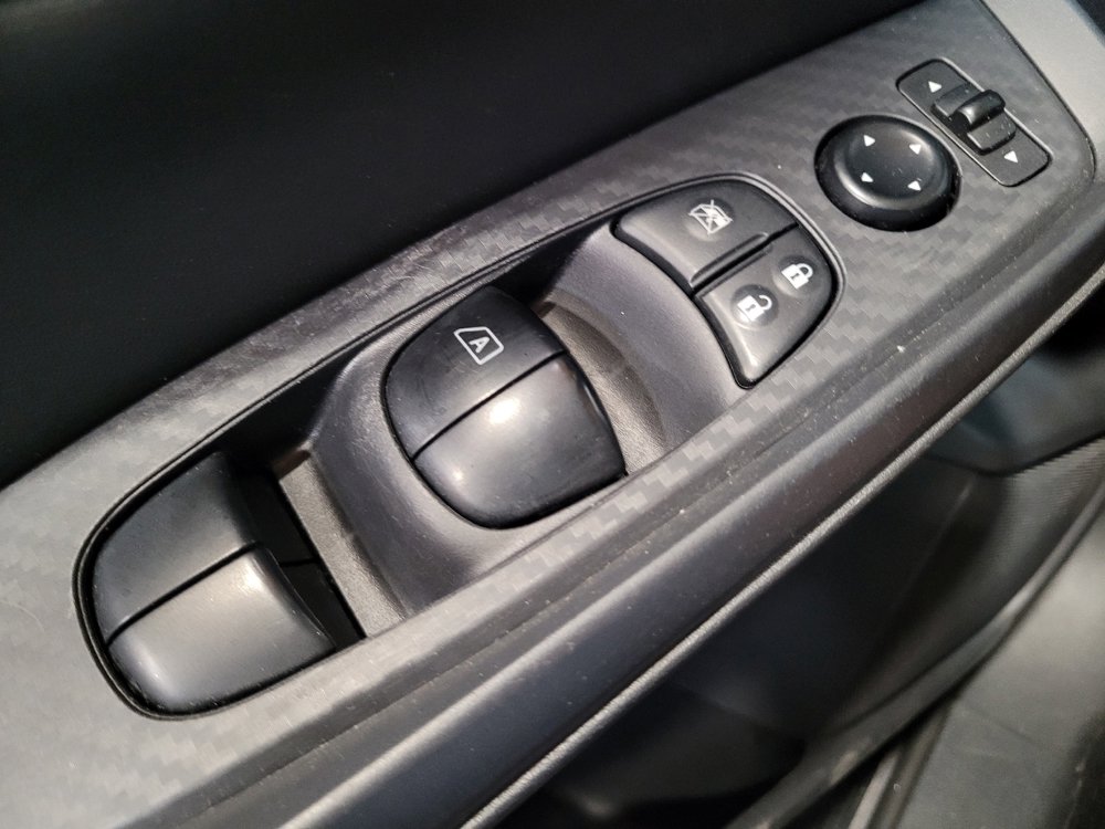 Used 2024 Nissan Sentra SV FWD image 27