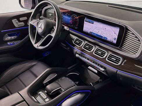 Certified 2024 Mercedes-Benz GLS 450 4MATIC image 18