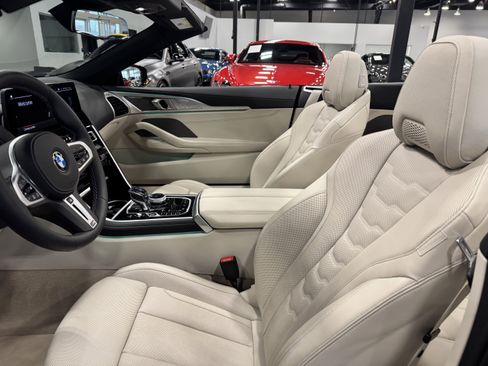 Used 2025 BMW M850i xDrive Convertible image 25