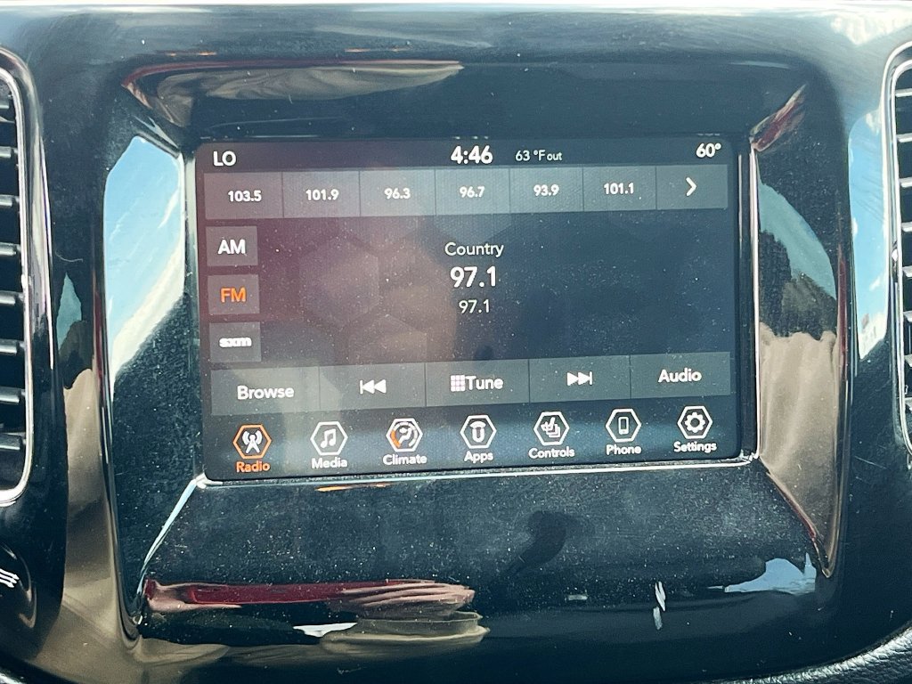 Used 2020 Jeep Compass Latitude AWD/4WD image 14