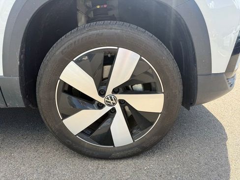 Used 2023 Volkswagen Taos S w/ Driver Assistance Package AWD/4WD image 4