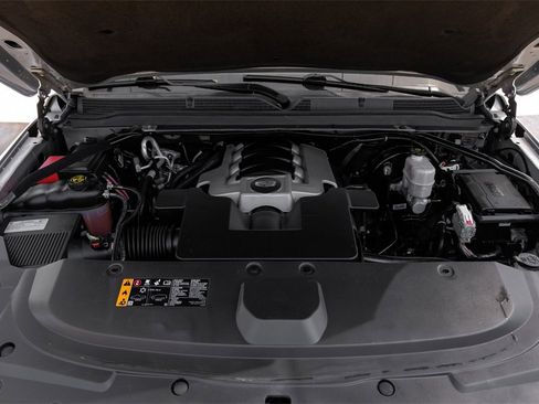 Used 2019 Cadillac Escalade ESV Luxury image 57