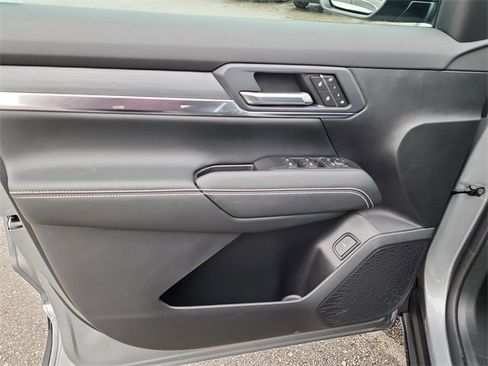 New 2026 GMC Terrain Elevation w/ Elevation Premium Package image 11