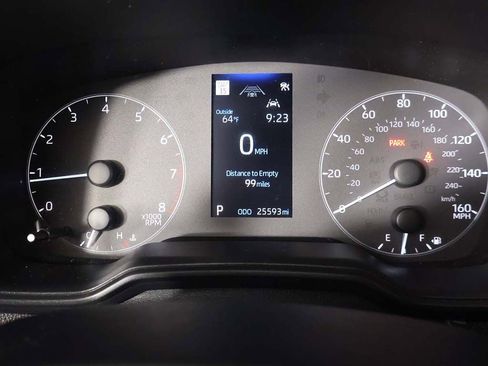 Used 2025 Toyota Corolla LE FWD image 32