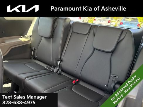 New 2026 Kia Carnival image 21