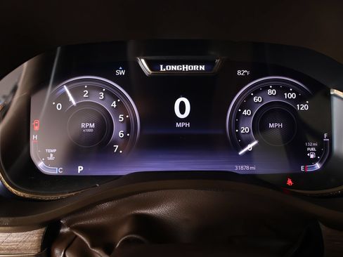 Used 2025 RAM 1500 Limited w/ Trailer Tow Group AWD/4WD image 4