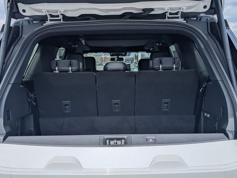 New 2025 Ford Expedition Platinum w/ Stealth Performance Package image 23