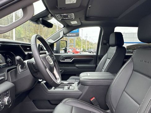 Certified 2025 GMC Sierra 2500 Denali w/ Denali Reserve Package image 8