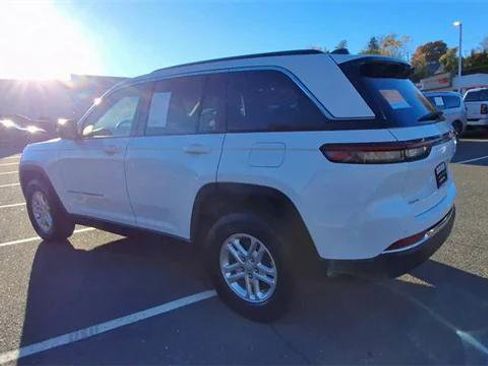 Certified 2024 Jeep Grand Cherokee Laredo w/ Trailer Tow Package image 6