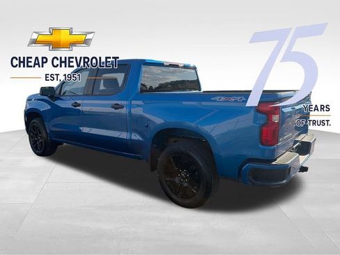 Used 2022 Chevrolet Silverado 1500 Custom AWD/4WD image 3