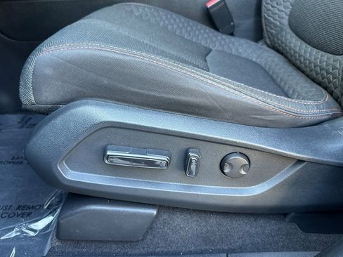 Used 2023 Honda Pilot Sport image 13