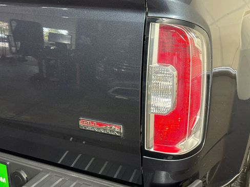 Used 2019 GMC Canyon All Terrain w/ Trailering Package AWD/4WD image 33