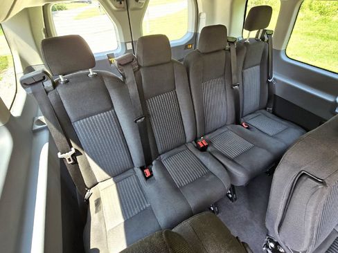 Used 2015 Ford Transit 350 XLT RWD image 18