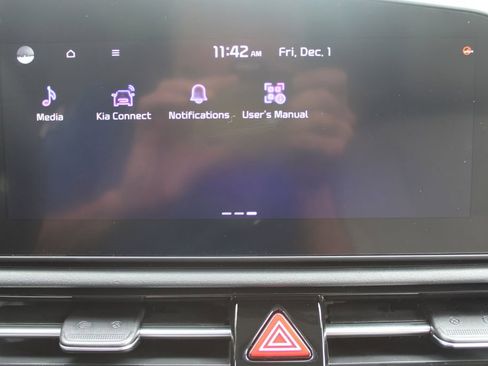 New 2026 Kia Niro EX FWD image 43