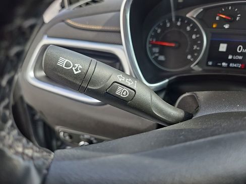 Used 2024 Chevrolet Equinox Premier image 23