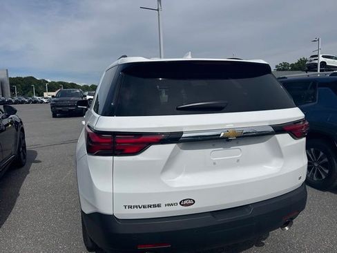 Used 2023 Chevrolet Traverse LT AWD/4WD image 13