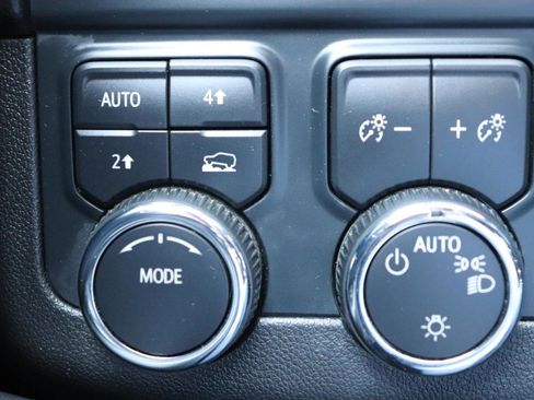 Used 2025 Chevrolet Tahoe LT AWD/4WD image 54