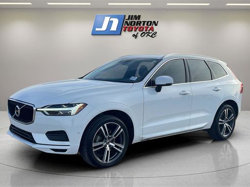 Used 2019 Volvo XC60 T5 Momentum w/ Premium Package image 1