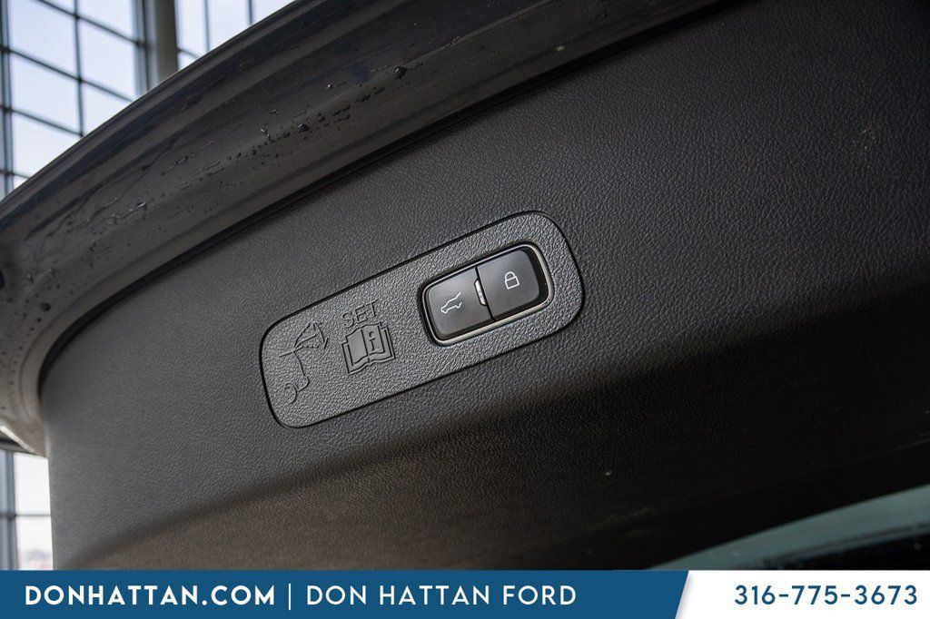 Used 2023 Lincoln Aviator Reserve w/ Equipment Group 201A AWD/4WD image 35