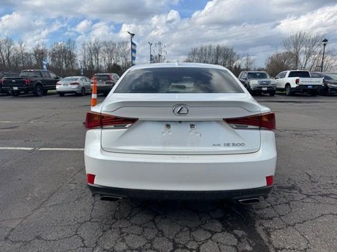 Used 2018 Lexus IS 300 AWD w/ Comfort Package image 3