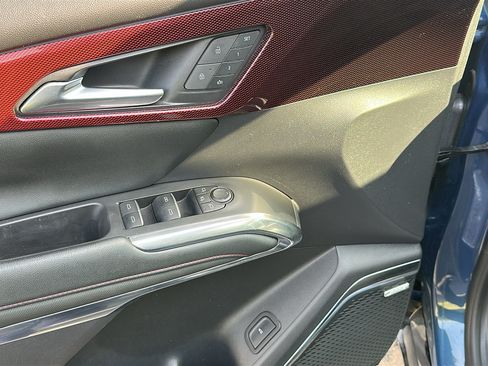 Used 2024 Chevrolet Traverse RS AWD/4WD image 6