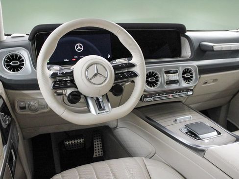 Used 2026 Mercedes-Benz G 63 AMG 4MATIC image 17