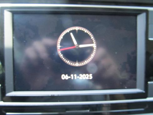 Used 2022 Volkswagen Jetta SE image 65