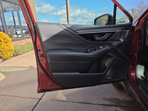 Used 2022 Subaru Outback Limited image 15