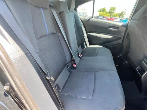 Used 2022 Toyota Corolla SE w/ SE Premium Package FWD image 7