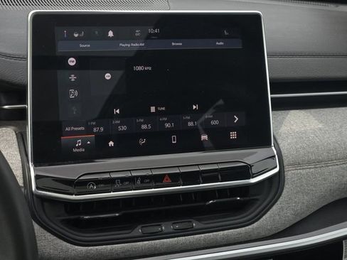 Used 2024 Jeep Compass Latitude w/ Sun and Sound Group image 20