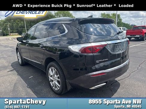 Used 2023 Buick Enclave Premium image 5