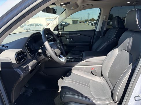 Certified 2025 Honda Pilot Elite image 9