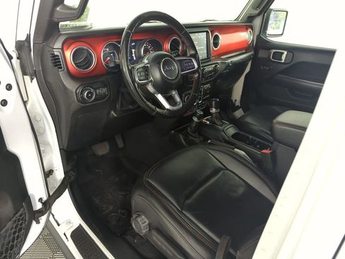 Used 2019 Jeep Wrangler Unlimited Rubicon AWD/4WD image 11
