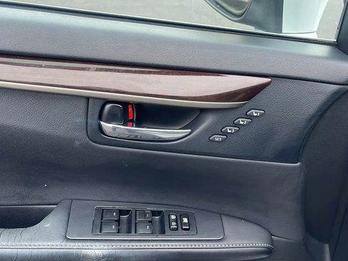 Used 2013 Lexus ES 350 ES 350 Sedan 4D image 14