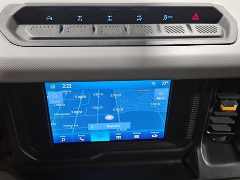 Certified 2023 Ford Bronco Badlands w/ Sasquatch Package AWD/4WD image 29