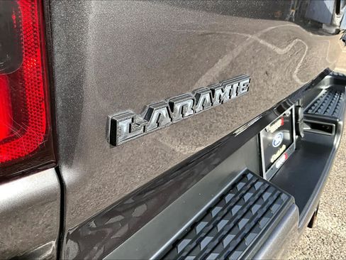 Used 2021 RAM 1500 Laramie AWD/4WD image 12