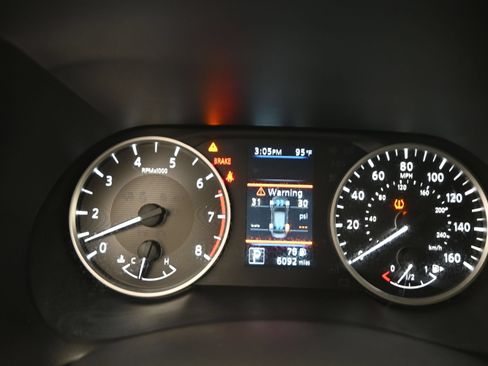 Certified 2025 Nissan Sentra S FWD image 13