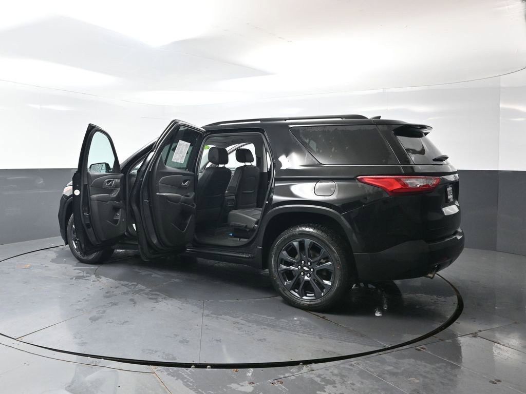 Used 2021 Chevrolet Traverse RS w/ LPO, Floor Liner Package AWD/4WD image 63