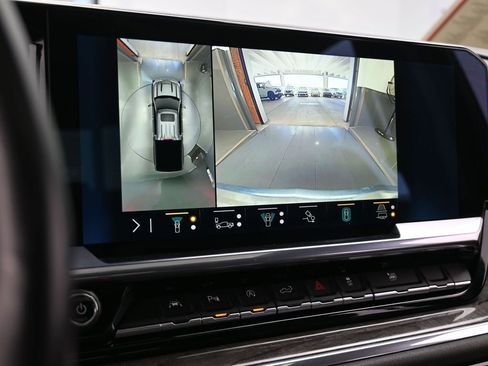 Used 2023 Chevrolet Silverado 1500 LTZ w/ LTZ Premium Package image 22