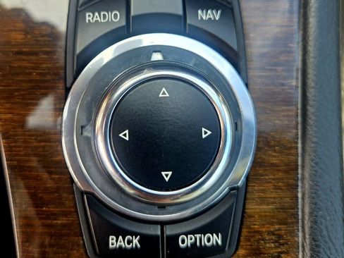 Used 2013 BMW 335i Convertible RWD image 17